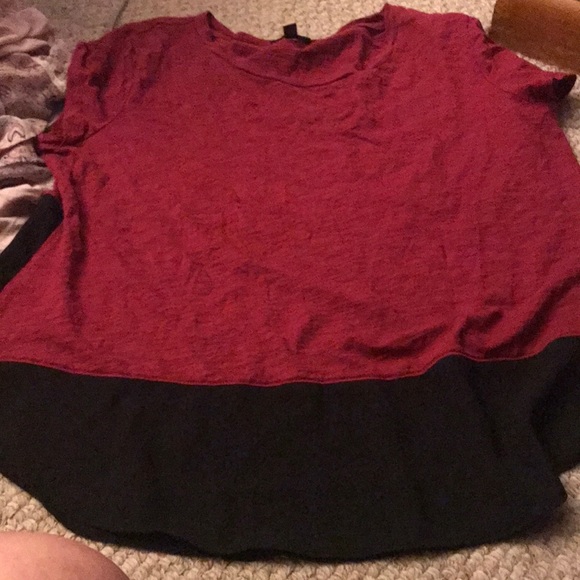 Express Tops - Express Short sleeve pink/red and black blouse